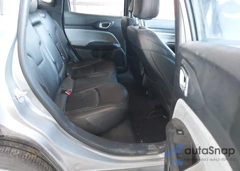 2024 Jeep Compass Latitude Lux Fwd from USA, damaged, VIN 3C4NJDFN9RT579969